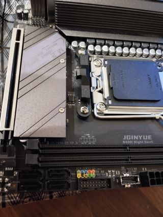 Placa Base JGINYUE B650i Night Devil AM5 Mini ITX