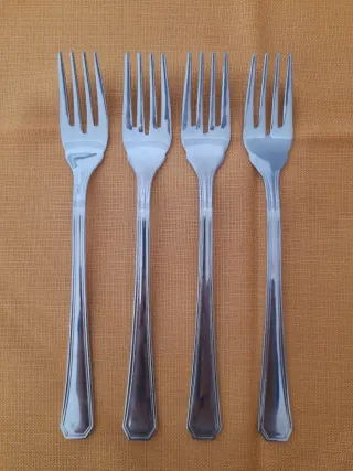 4 Tenedores Elegantes Inox