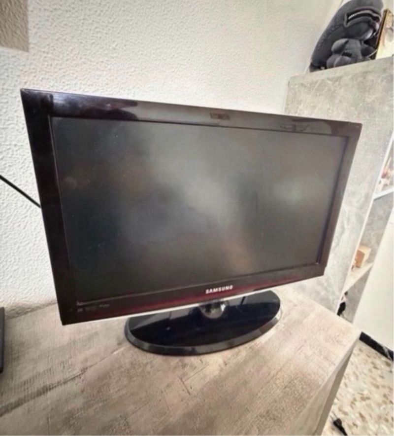 Televisor Samsung 19 HD Ready LCD afbeelding 5