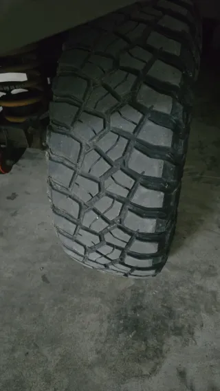4 neumáticos bfgoodrich km3. 33x12.5x15.     108q