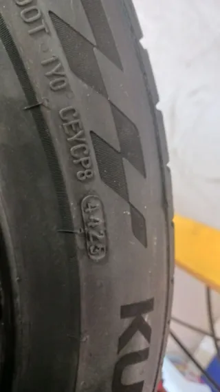 225/45 R18 95Y KUMHO ECSTA SPORT PS72