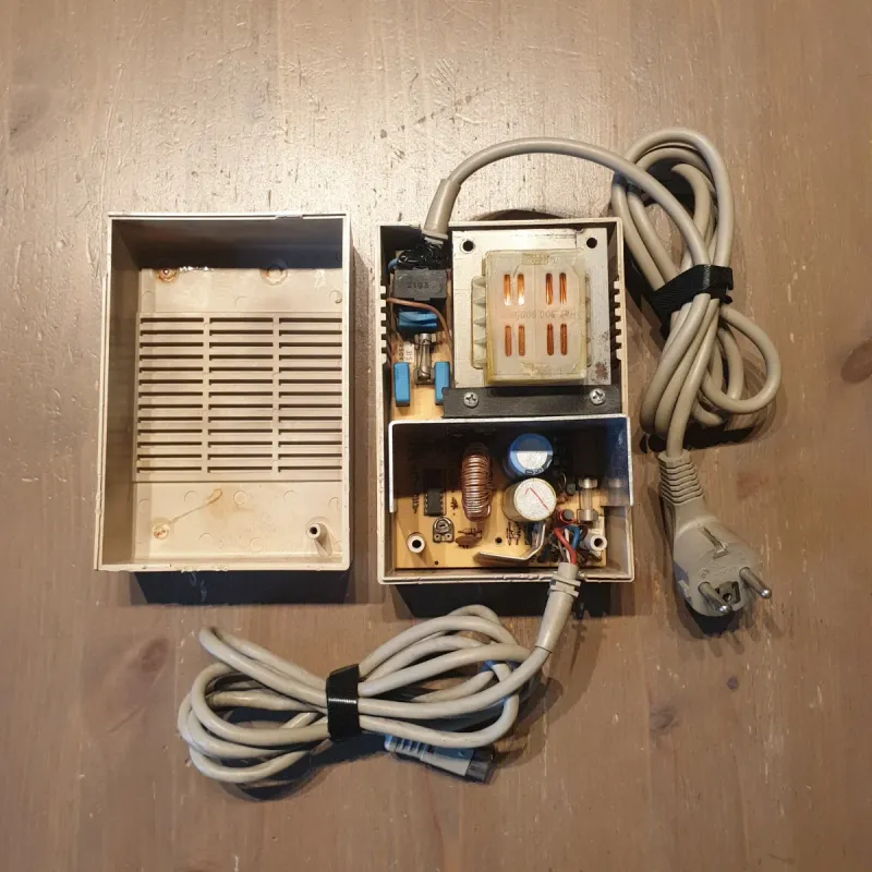 Alimentador Commodore C128 - Para Probar - R6 afbeelding 7