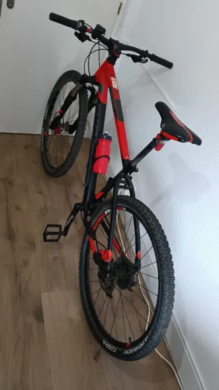 Bicicleta Rockrider B'Twin 560 Roja