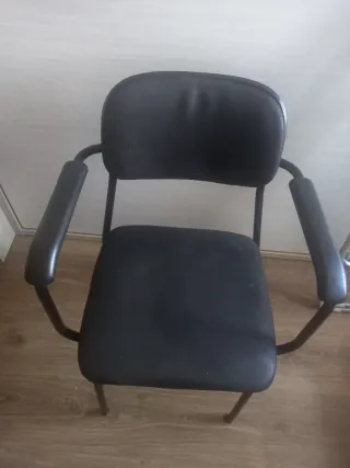 Silla de escritorio negra