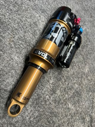 Fox float X Factory 185x55mm Kashima