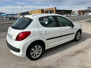 Peugeot 207 1.6 HDI 2009