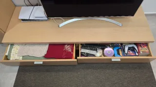 Mueble bajo roble blanco. 180cm