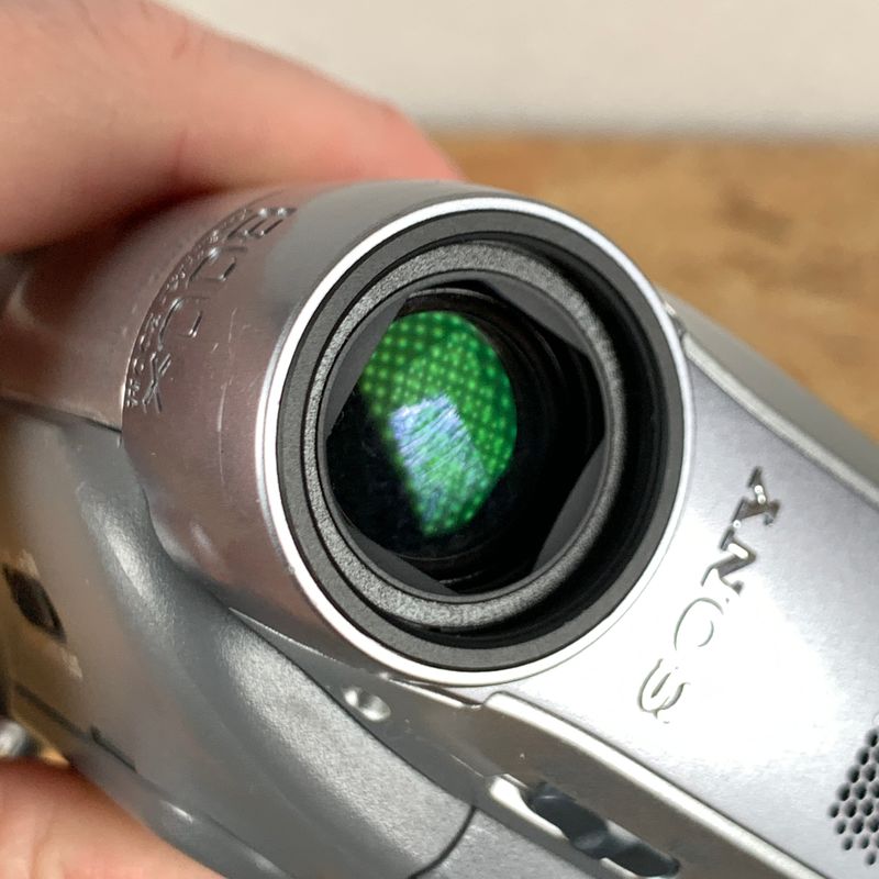 Videocámara Sony Handycam DCR-HC19E MiniDV afbeelding 6