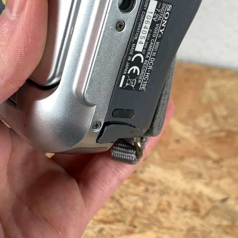 Videocámara Sony Handycam DCR-HC19E MiniDV afbeelding 9