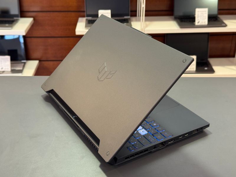 Portátil GAMING Asus TUF - GARANTIA afbeelding 5