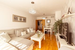 Piso en venta en Calle Juan Bernabé Britto