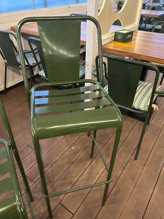 Sillas metalicas apilables terraza hosteleria