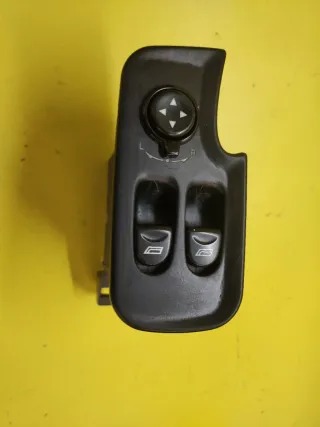 BOTONERA ELEVALUNAS ELECTRICOS ALFA 147