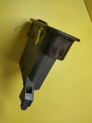 BOTONERA ELEVALUNAS ELECTRICOS ALFA 147