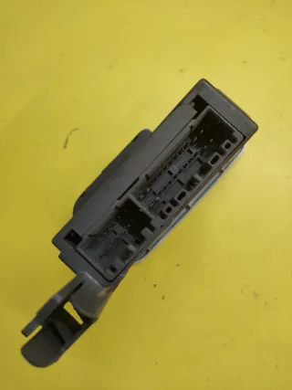 BOTONERA ELEVALUNAS ELECTRICOS ALFA 147