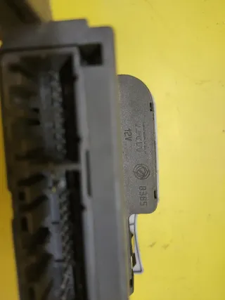 BOTONERA ELEVALUNAS ELECTRICOS ALFA 147