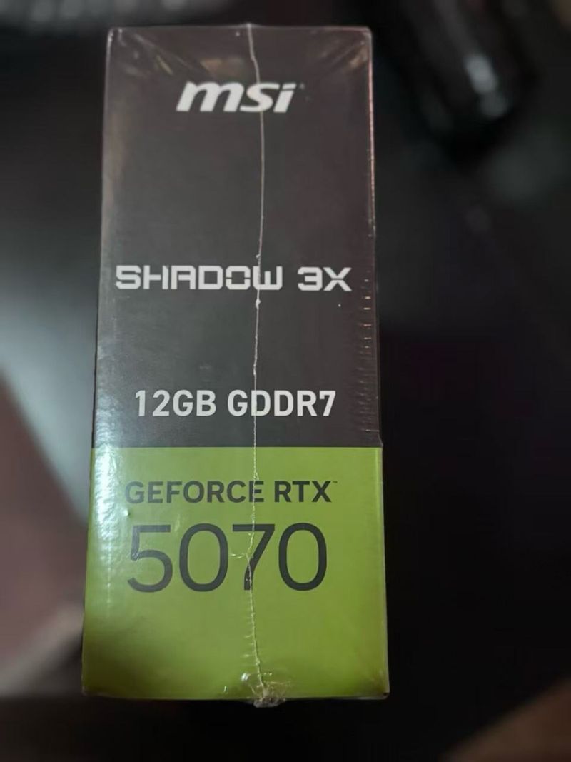 MSI GeForce RTX 5070 SHADOW 3X OC afbeelding 2