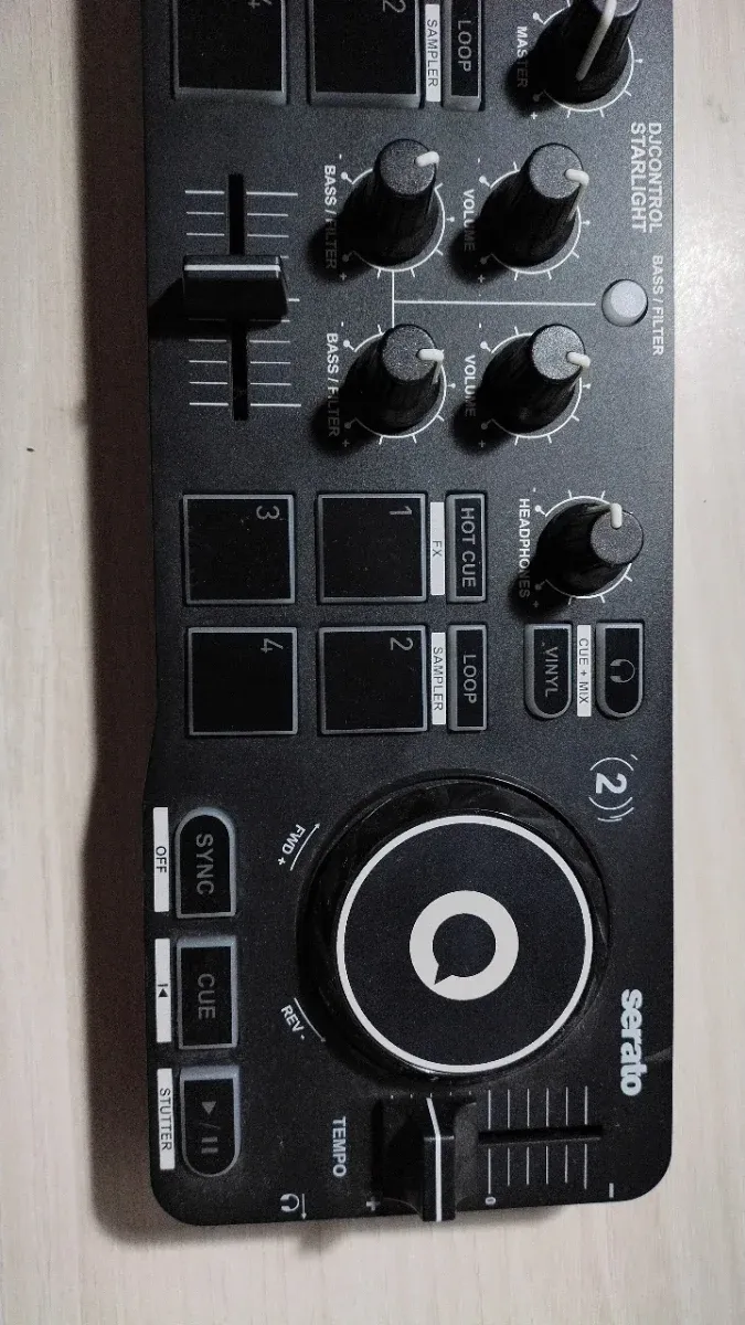 Controlador DJ Hercules Starlight Serato afbeelding 2