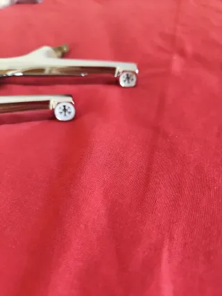 2 Grifos  Nuevos. Parece. Tendedero fontanería.