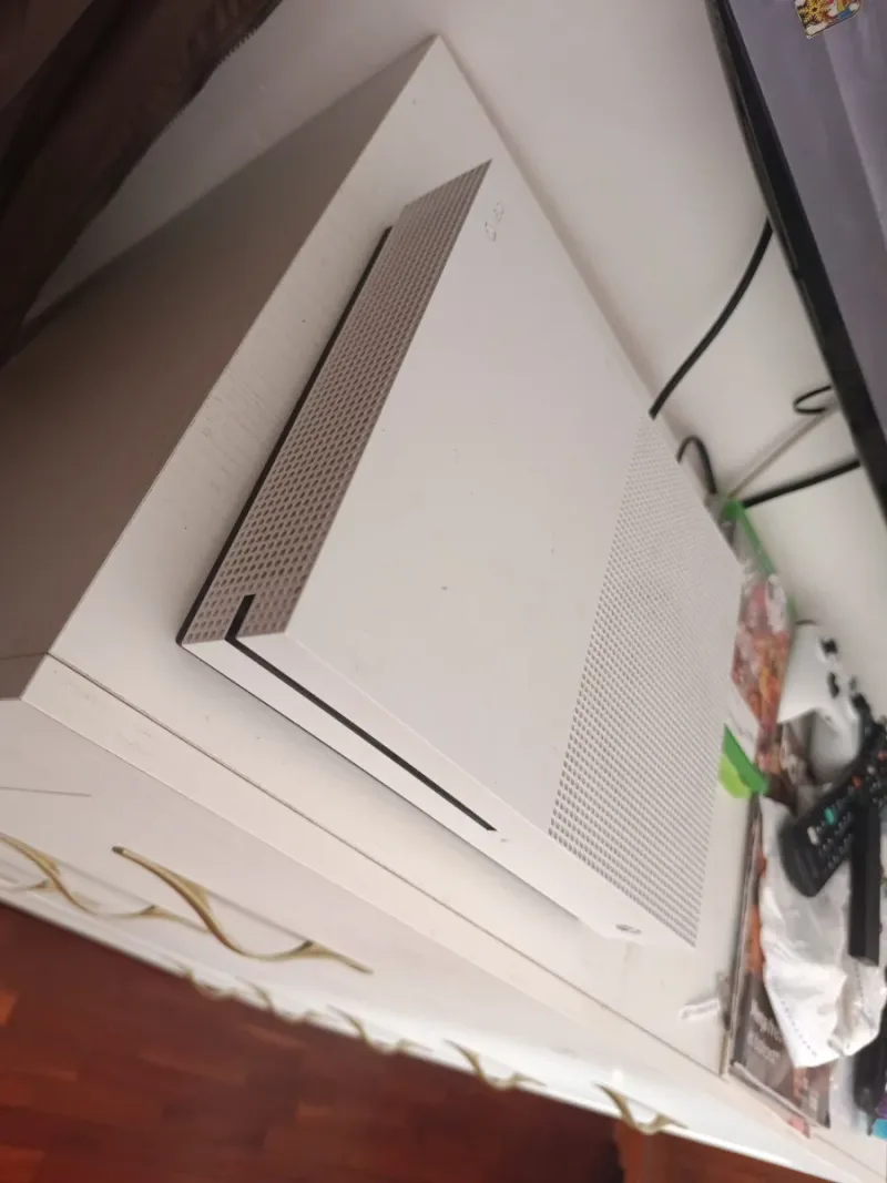 Xbox One S Blanca afbeelding 2