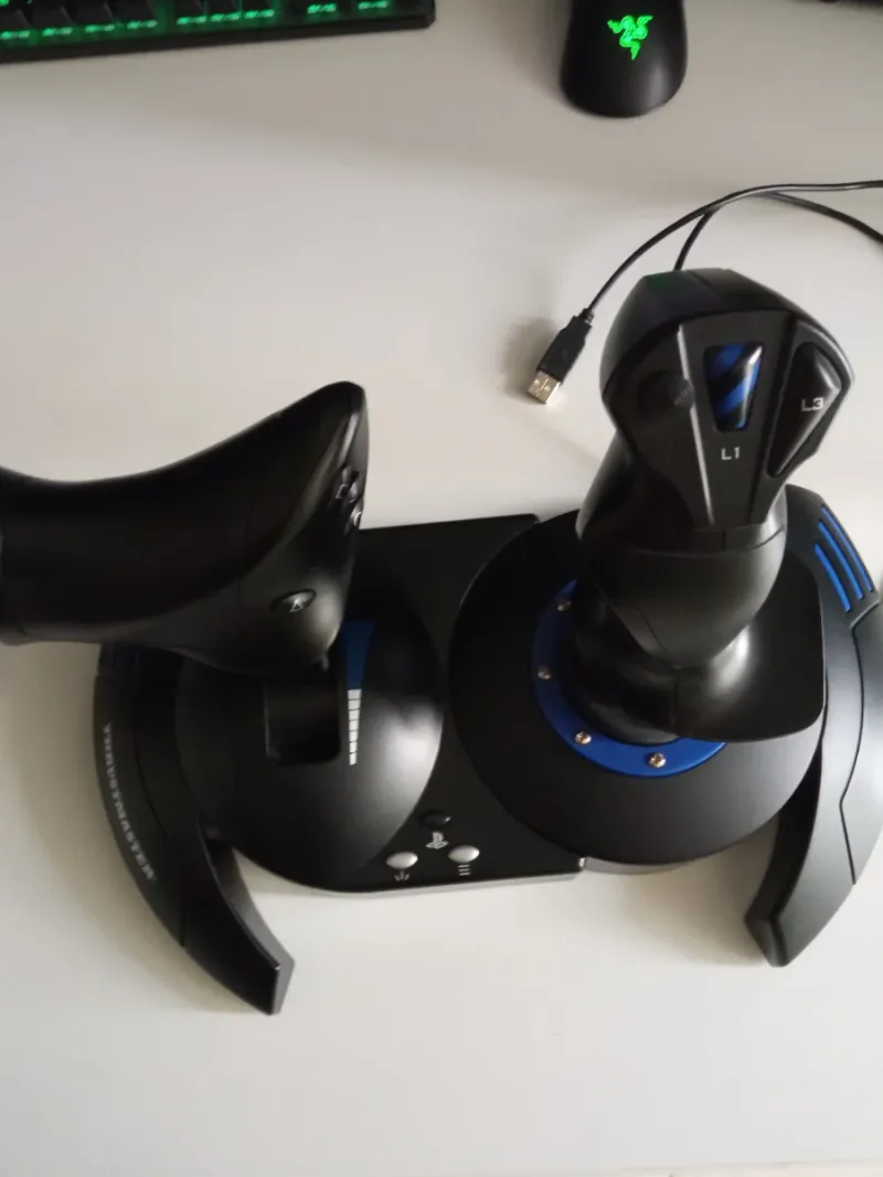 Thrustmaster HOTAS 4 PC/PS5/PS4 Simulador Vuelo