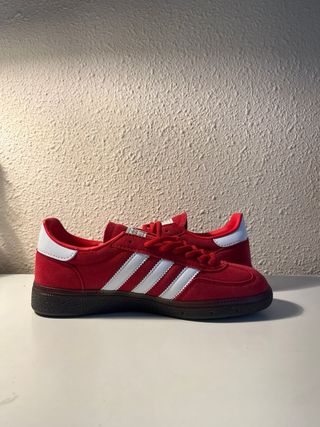 Zapatillas Adidas Spezial Rojas y Blancas