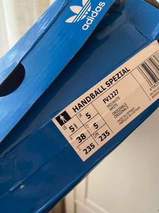 Zapatillas Adidas Spezial Rojas y Blancas