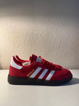 Zapatillas Adidas Spezial Rojas y Blancas