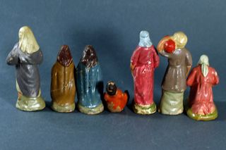 7 ANTIGUAS FIGURAS EN BARRO PARA BELÉN.