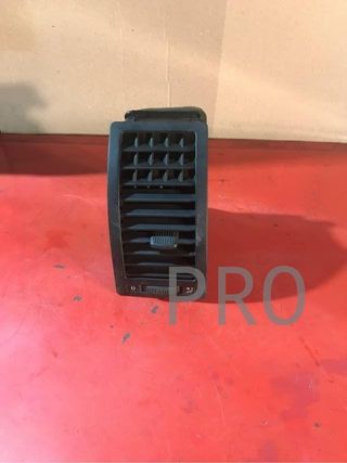 Aireador Volkswagen polo Derecho