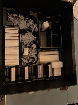 Tainted Grail: Reyes de la Perdición