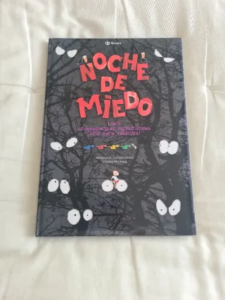 Noche de miedo / Fright Night (Spanish Edition)