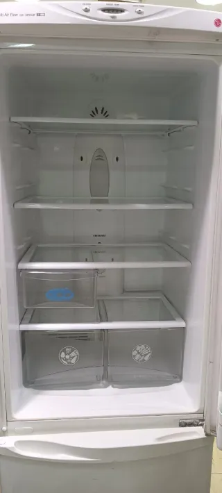 NEVERA COMBI L.G NO FROST ENERGÍA A+