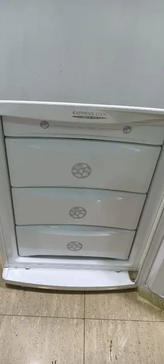 NEVERA COMBI L.G NO FROST ENERGÍA A+