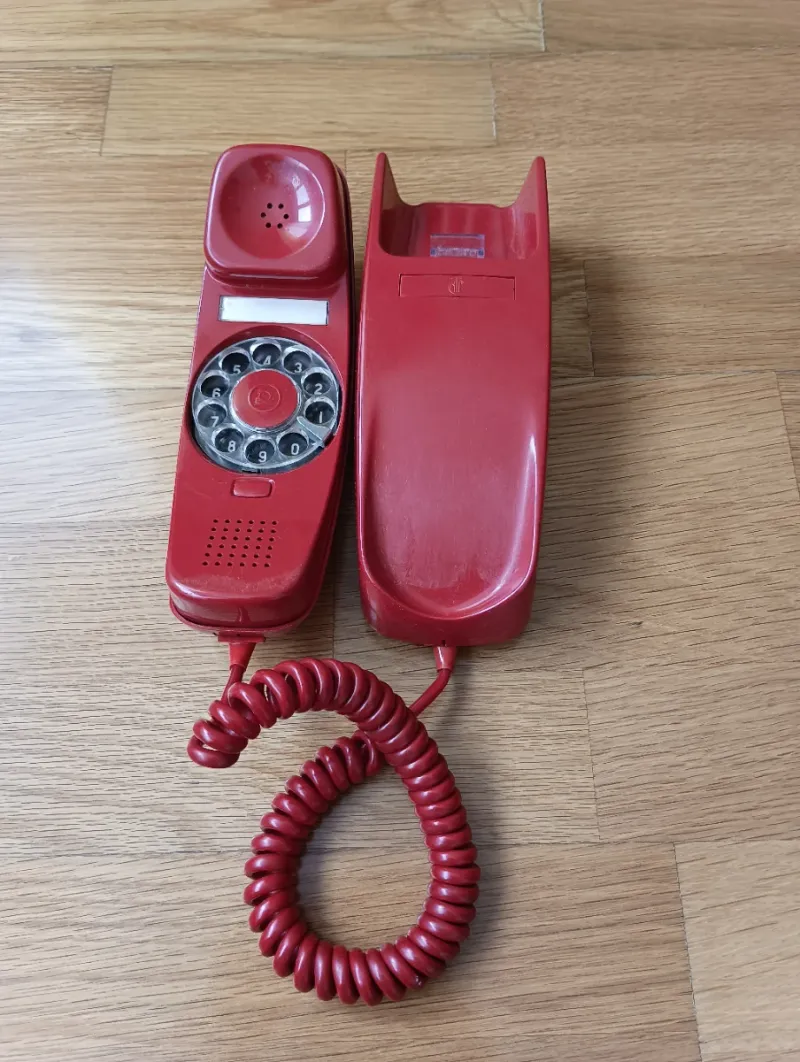 Teléfono antiguo góndola pared rojo afbeelding 2