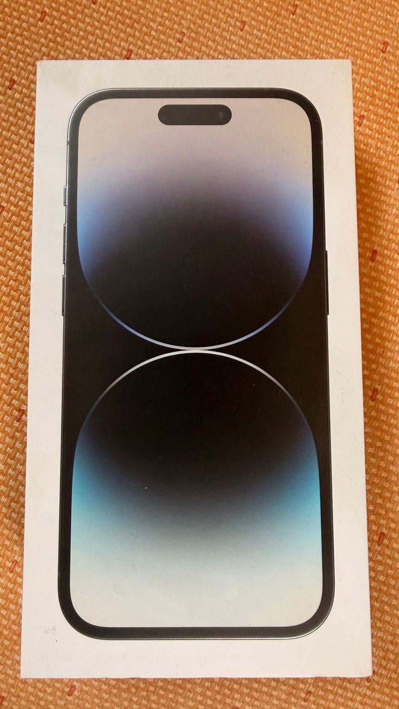 Caja original iPhone 14 Pro