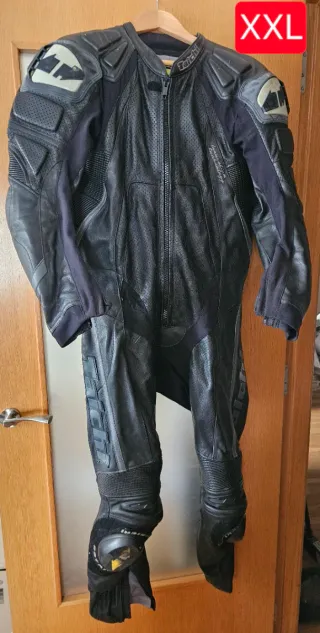 Mono de moto cuero XXL Taichi