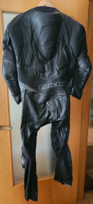 Mono de moto cuero XXL Taichi