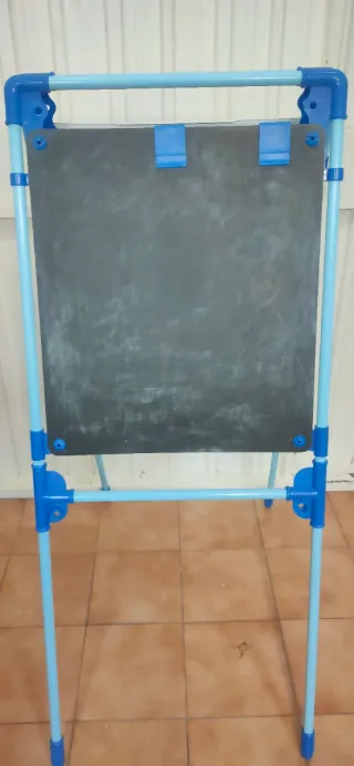 Pizarra infantil de pie