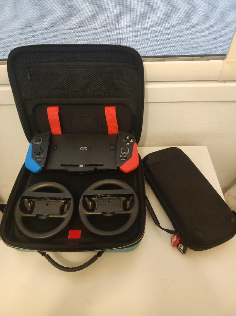Pokemon Escarlata Nintendo Switch + Accesorios afbeelding 8