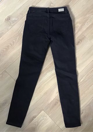 Pantalones jeans Morgan negros/ leopardo