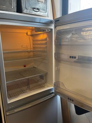 Frigorifico whirlpool 160cm de exposicion