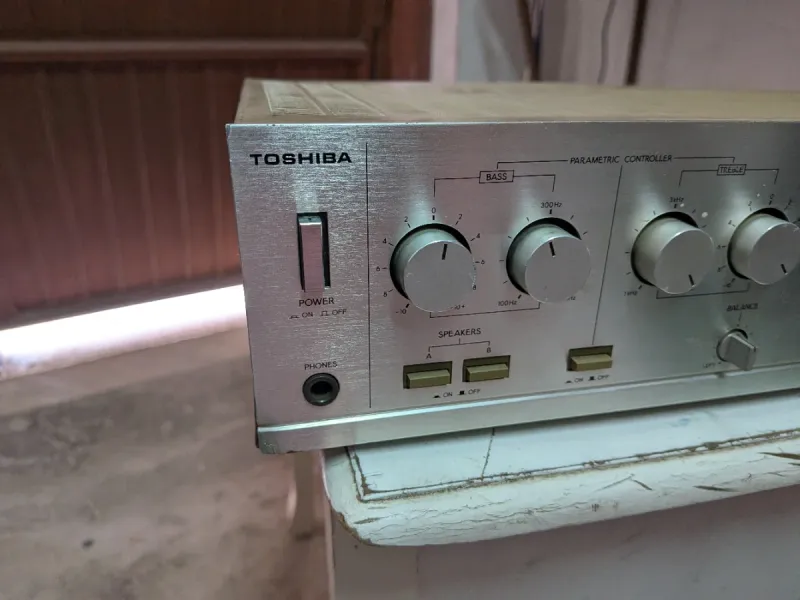 Amplificador Toshiba SB-M33 Vintage Años 80 afbeelding 2