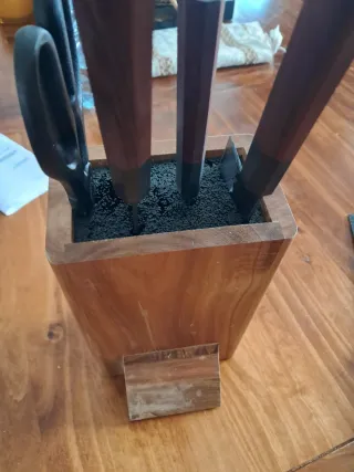 Ceppo porta coltelli legno Acacia