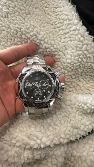 Reloj Invicta Plateado Cronógrafo