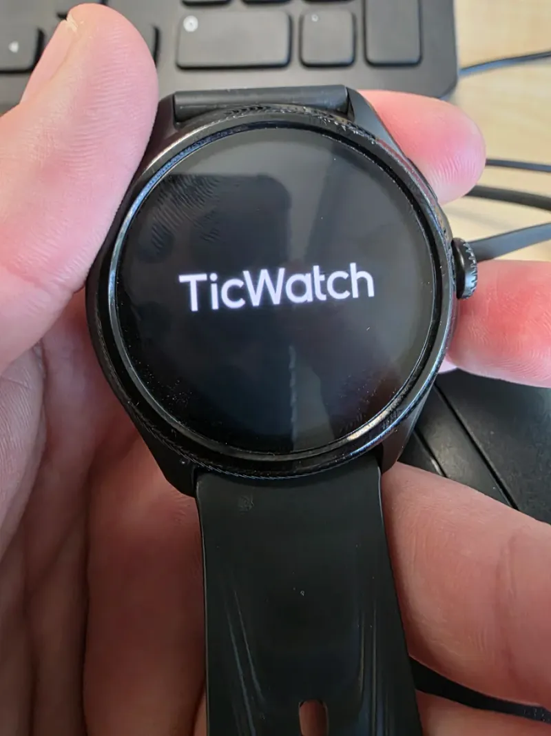 TicWatch Pro 5 Enduro Negro
