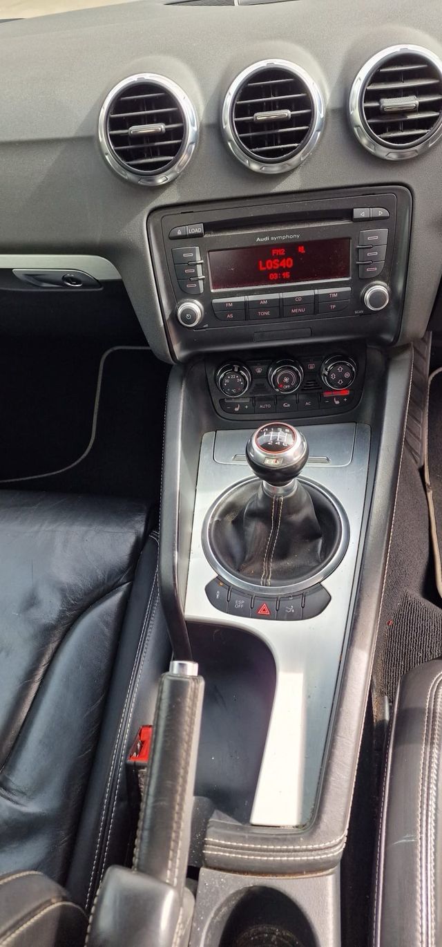 Despiece Audi TTS volante derecha UK 2010