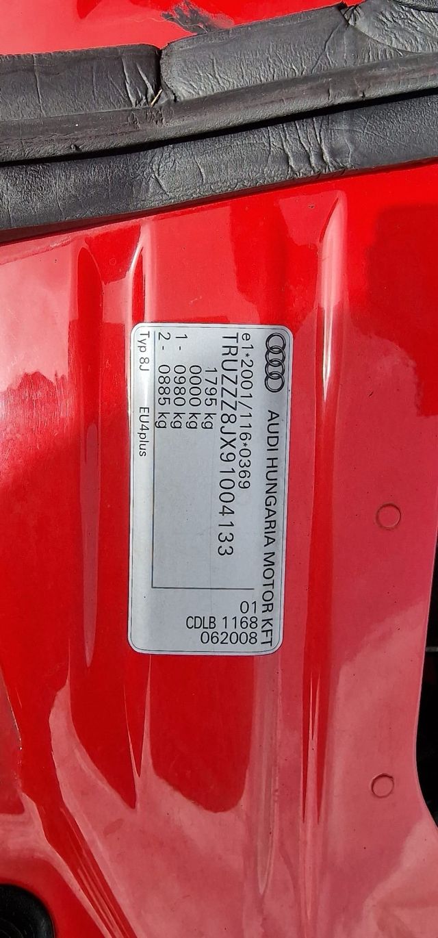 Despiece Audi TTS volante derecha UK 2010