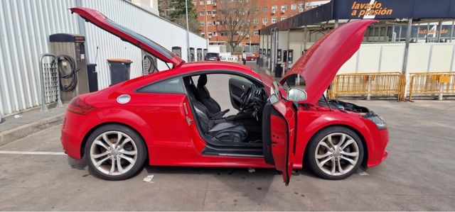 Despiece Audi TTS volante derecha UK 2010
