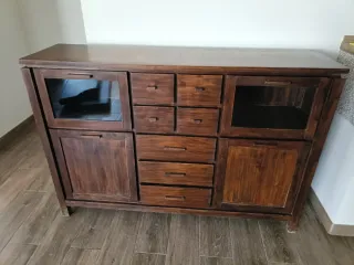 Mueble de salón madera oscura